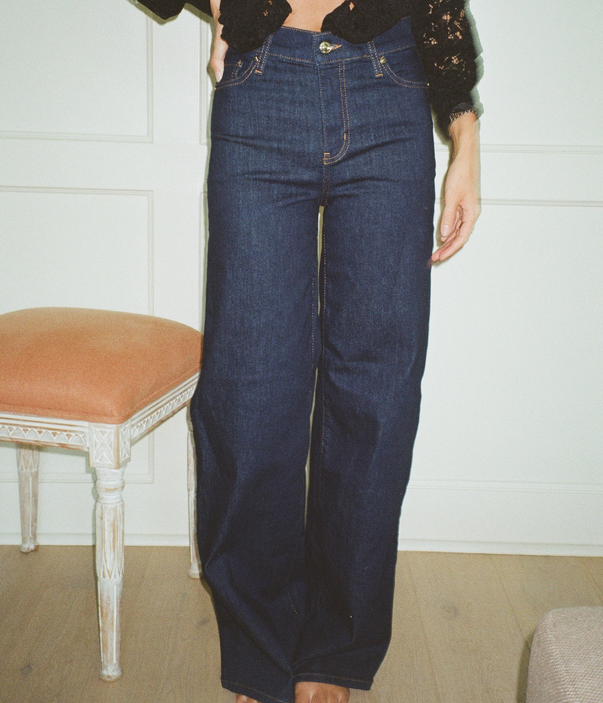 Frame Wide-Leg Jeans